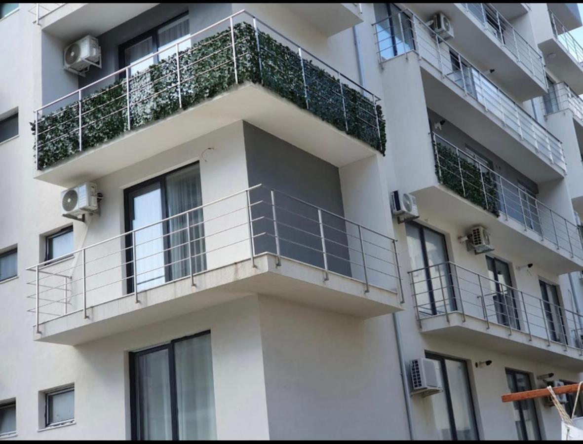 First Line Sea Apartment Năvodari Exterior foto